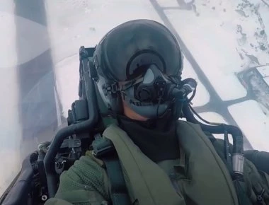 Βίντεο: Ιταλικά Eurofighter αναχαιτίζουν ρωσικά αεροσκάφη